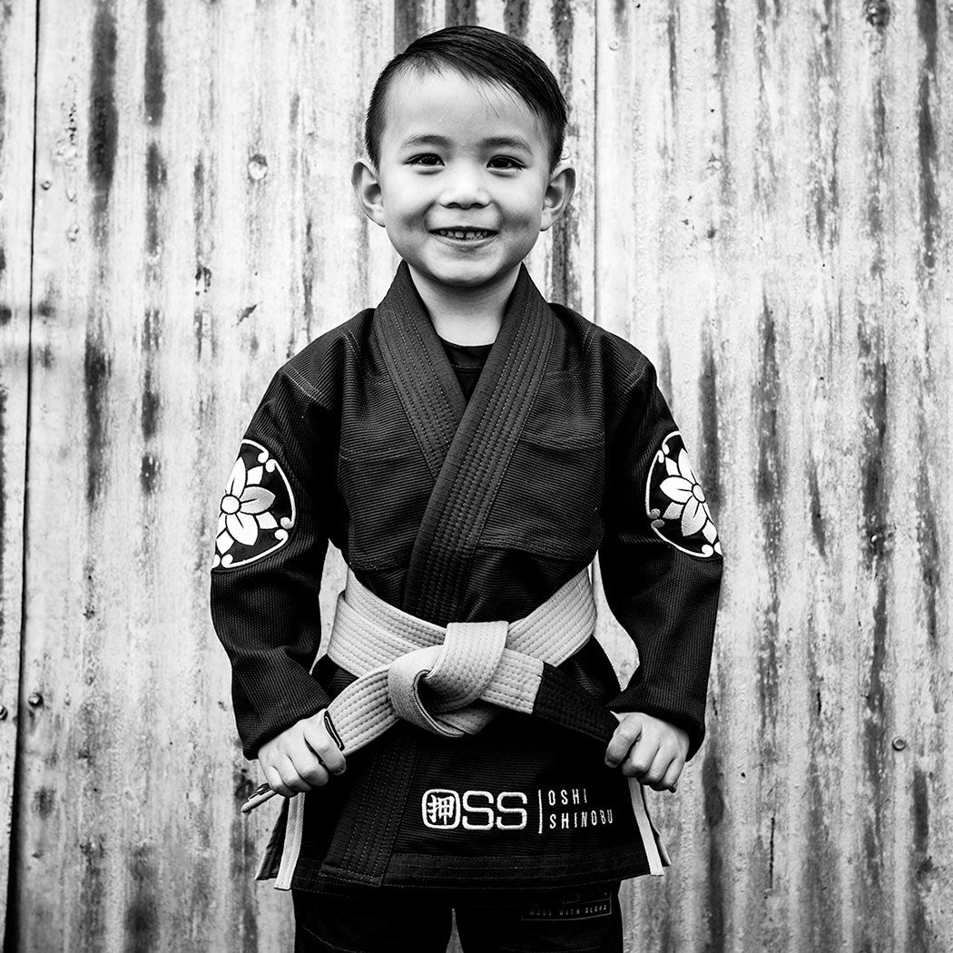 OSS Kimonos | New Era | Black (Youth)